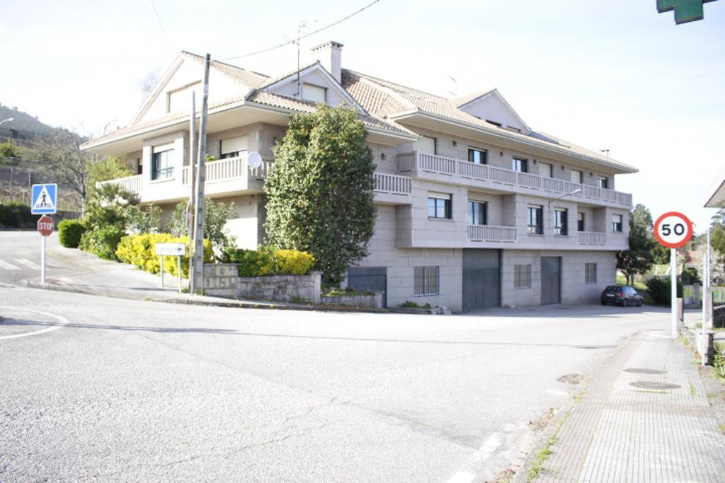 Pension Mosende Porriño Buitenkant foto
